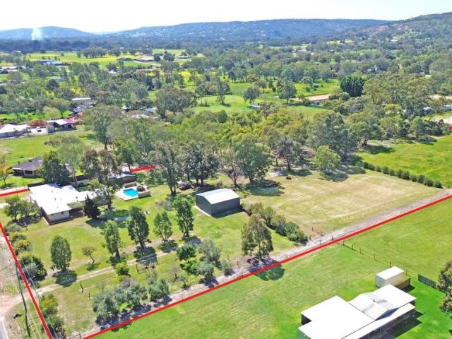 For Rent 3 Bedroom House Herne Hill WA DS106008689