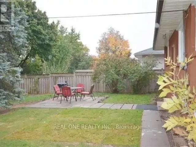 For Rent 3 Bedroom House Oakville ON DS102366562