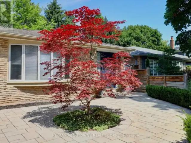 For Rent 3 Bedroom House Oakville ON DS104681986