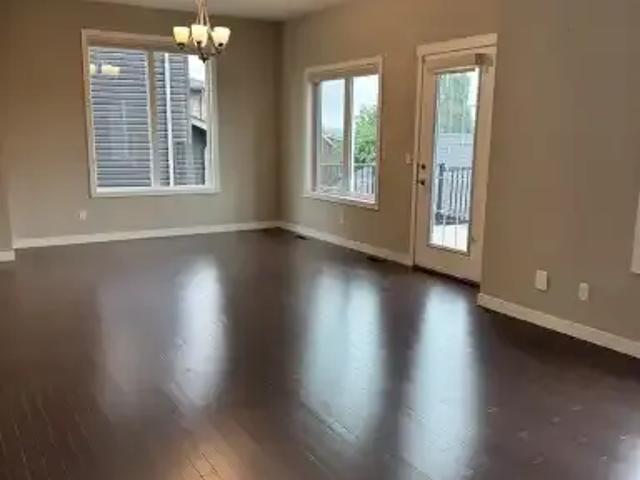 For Rent 3 Bedroom House Okotoks AB DLS104957474