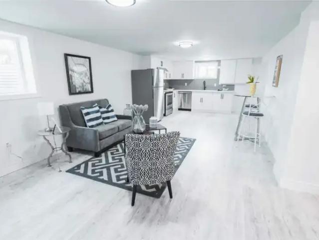 For Rent 3 Bedroom House Oshawa ON DS105486335