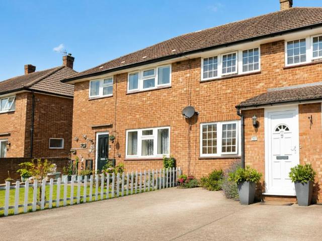 For Rent 3 Bedroom House London Colney London Colney DLS102813291