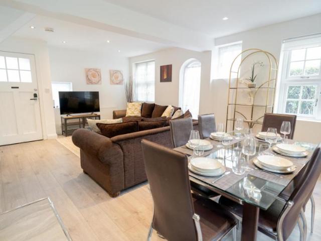 For Rent 3 Bedroom House London London DLS101190092