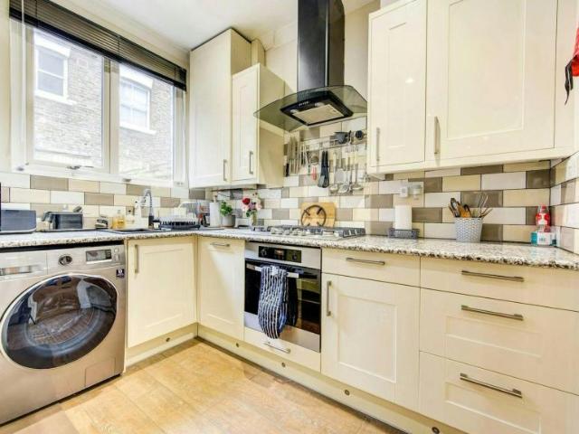 For Rent 3 Bedroom House London London DS105740429