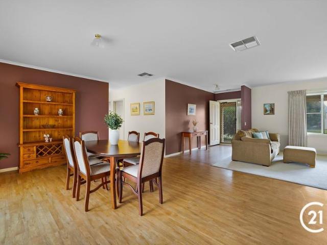 For Rent 3 Bedroom House Moama, NSW DS103245869