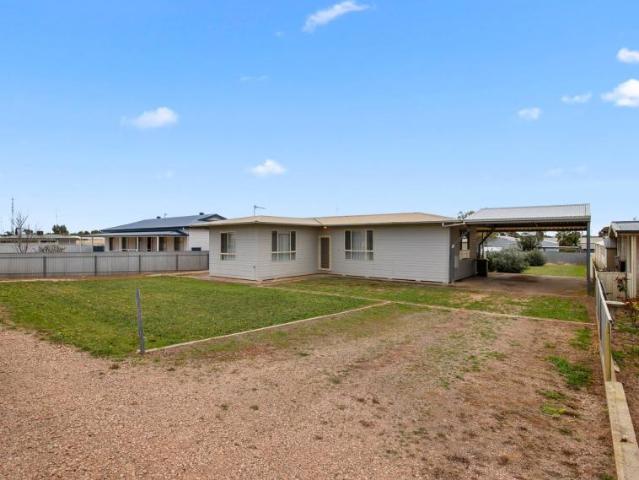 For Rent 3 Bedroom House Moonta Bay SA DS105863942