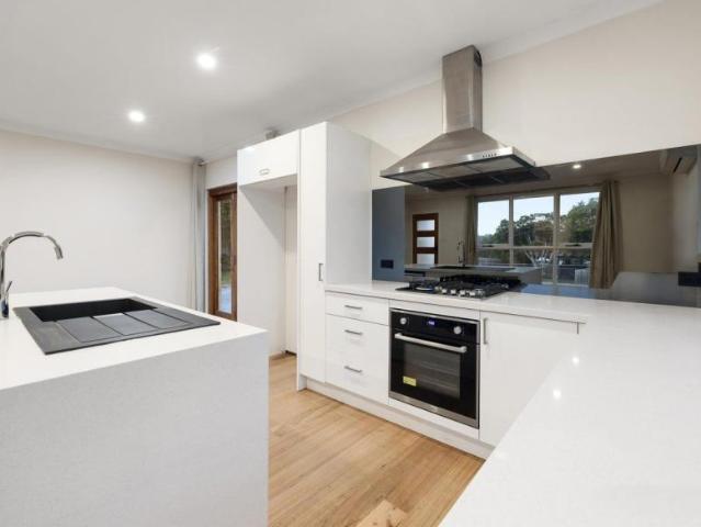 For Rent 3 Bedroom House Mooroolbark VIC DS105745791