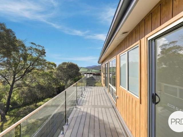For Rent 3 Bedroom House MORNINGTON TAS DS105995662