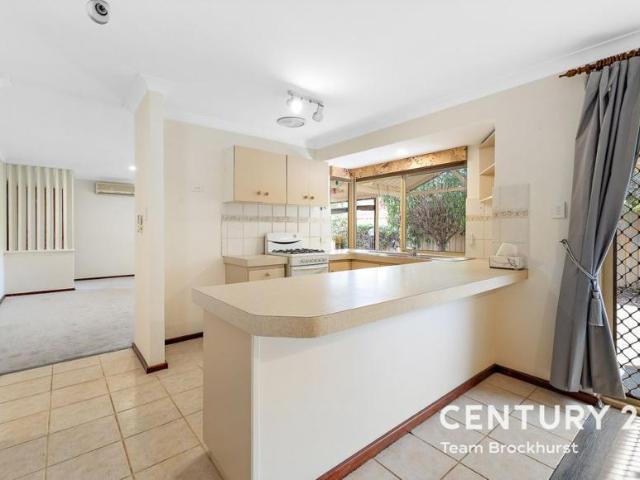 For Rent 3 Bedroom House Maddington, WA DS102631549