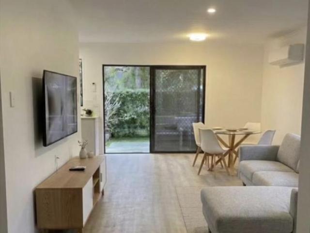 For Rent 3 Bedroom House MAROOCHYDORE QLD DS105572713