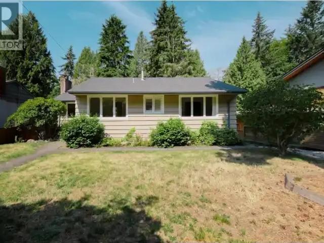 For Rent 3 Bedroom House North Vancouver BC DS104106808