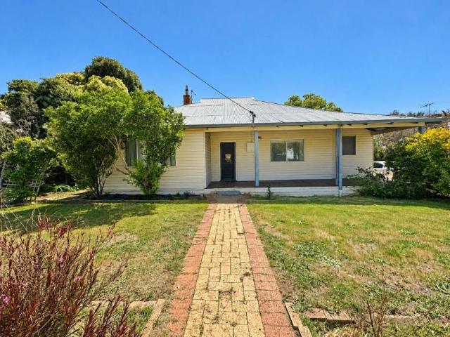 For Rent 3 Bedroom House Narrogin WA DS105932166