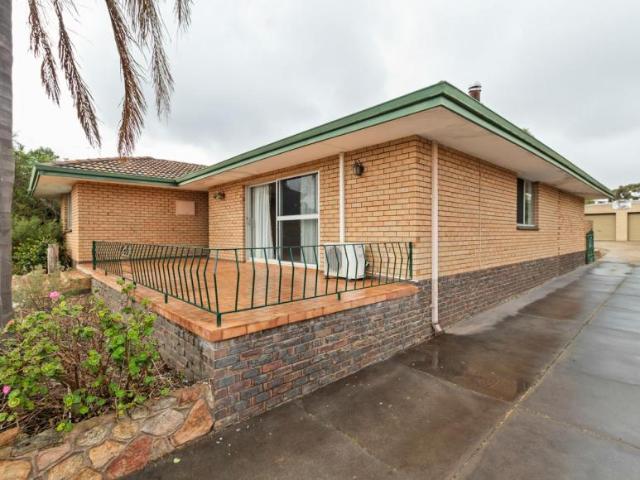 For Rent 3 Bedroom House Narrogin WA DS105933367