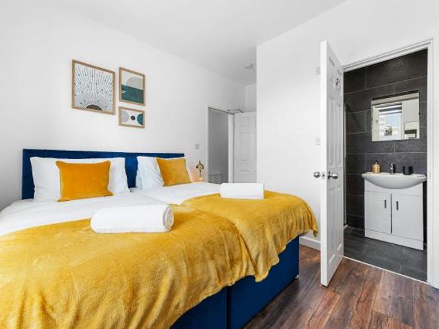 For Rent 3 Bedroom House Southampton Southampton DS87512378