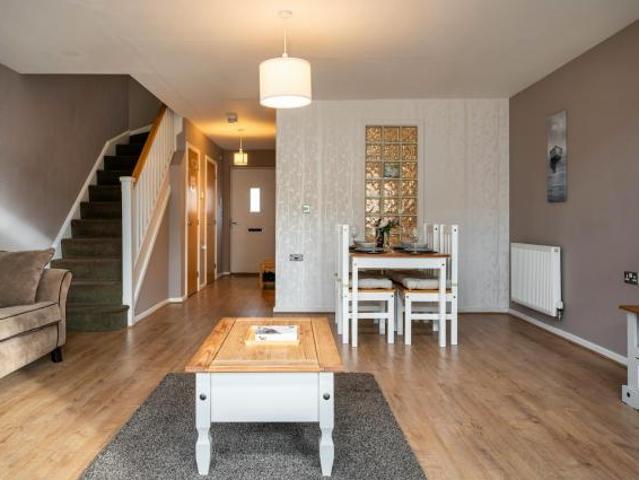 For Rent 3 Bedroom House Salford Salford DLS71216786