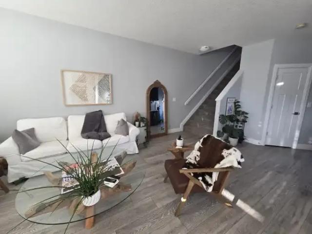 For Rent 3 Bedroom House Spruce Grove AB DS105623615