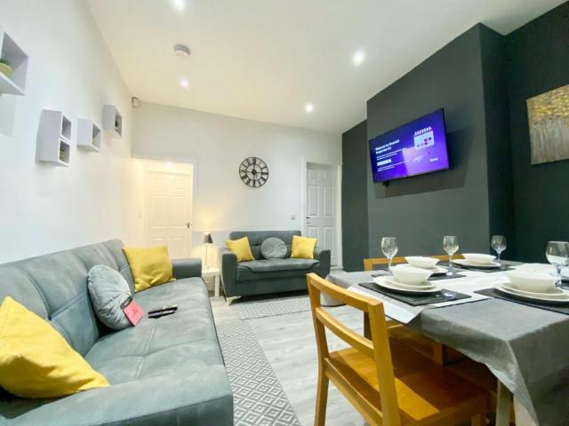 For Rent 3 Bedroom House Stoke Stoke DS105468208