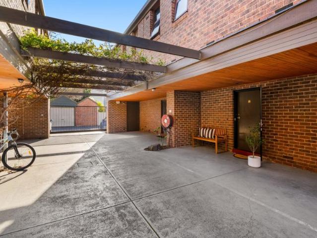 For Rent 3 Bedroom House Parkville VIC DS105572332