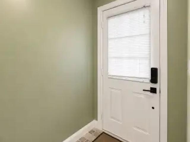 For Rent 3 Bedroom House Peterborough ON DS103579341