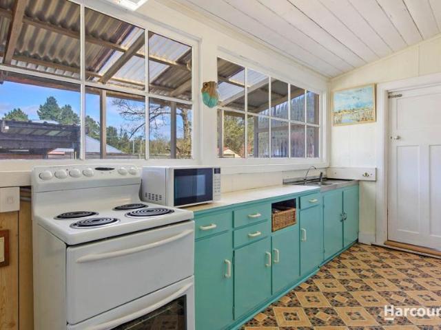 For Rent 3 Bedroom House Queenstown TAS DS106075703
