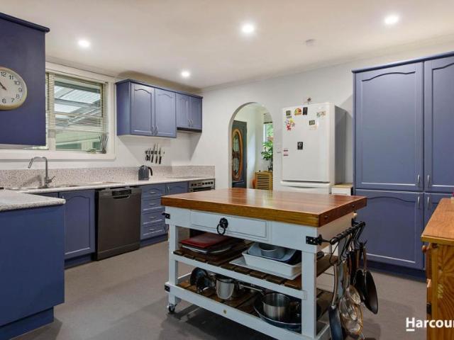 For Rent 3 Bedroom House Queenstown TAS DS106178788