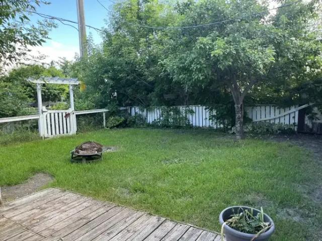 For Rent 3 Bedroom House Red Deer AB DS104401574