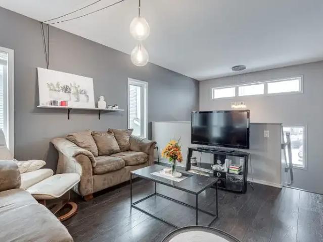 For Rent 3 Bedroom House Red Deer AB DS104876573