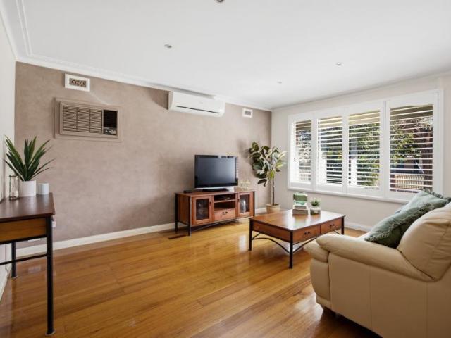 For Rent 3 Bedroom House Reservoir VIC DS105825867