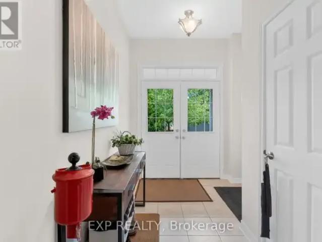 For Rent 3 Bedroom House Richmond Hill ON DS102952213