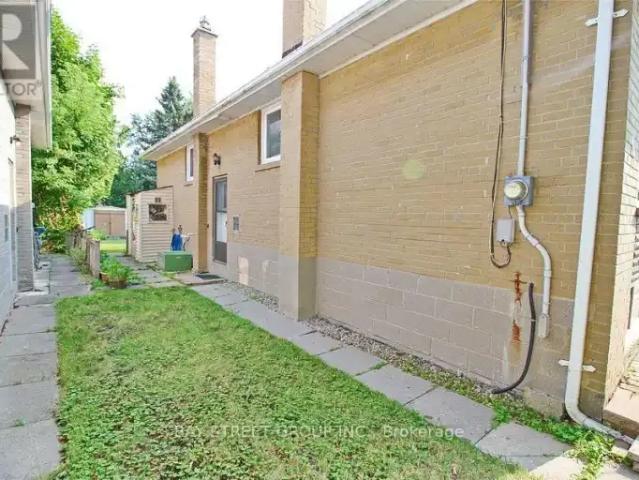 For Rent 3 Bedroom House Richmond Hill ON DS105327192