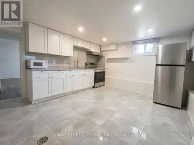 For Rent 3 Bedroom House Richmond Hill ON DS105623757