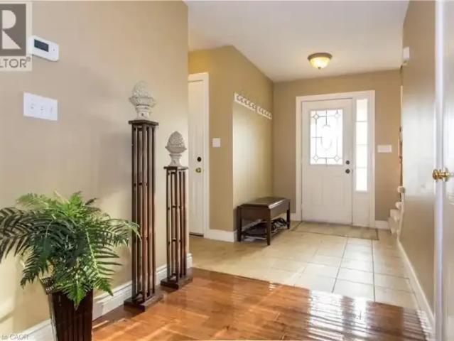 For Rent 3 Bedroom House Waterloo ON DS104972896