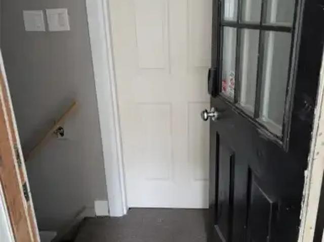 For Rent 3 Bedroom House Waterloo ON DS105543601