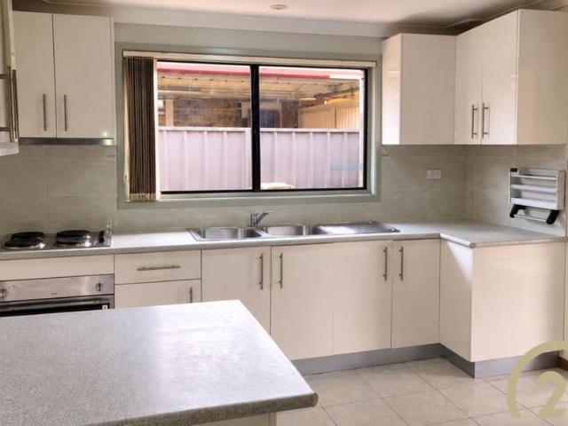 For Rent 3 Bedroom House Wakeley, NSW DS105676661