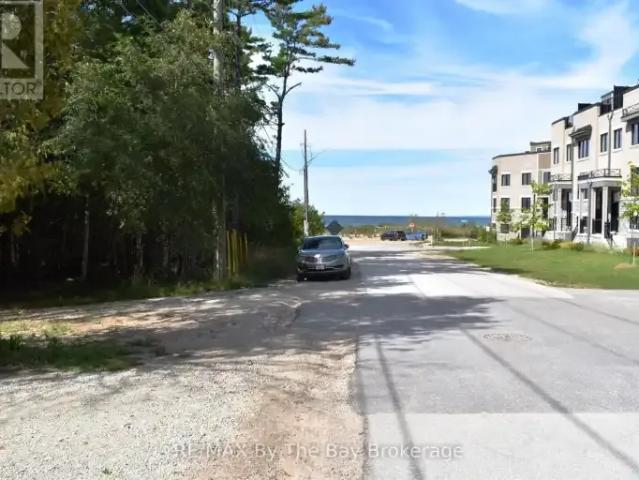 For Rent 3 Bedroom House Wasaga Beach ON DS105581126