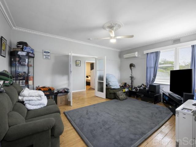 For Rent 3 Bedroom House Wendouree VIC DS105863111