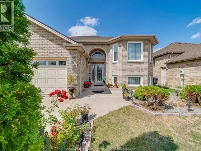For Rent 3 Bedroom House Windsor ON DS103380114