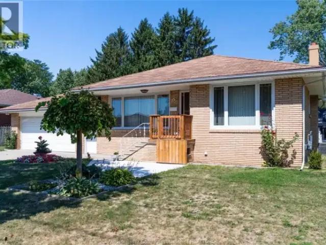 For Rent 3 Bedroom House Windsor ON DS104470905