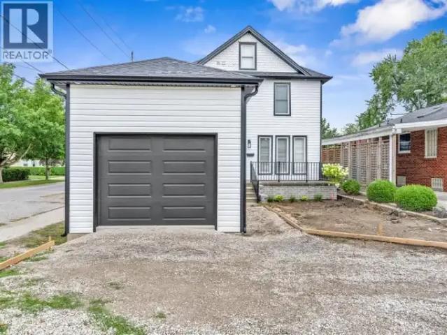 For Rent 3 Bedroom House Windsor ON DS105410946