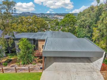 For Rent 3 Bedroom House Taranganba QLD DS103307790