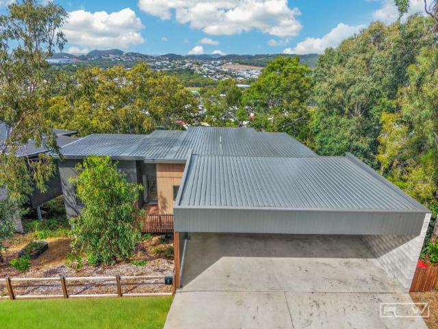 For Rent 3 Bedroom House Taranganba QLD DS103307790