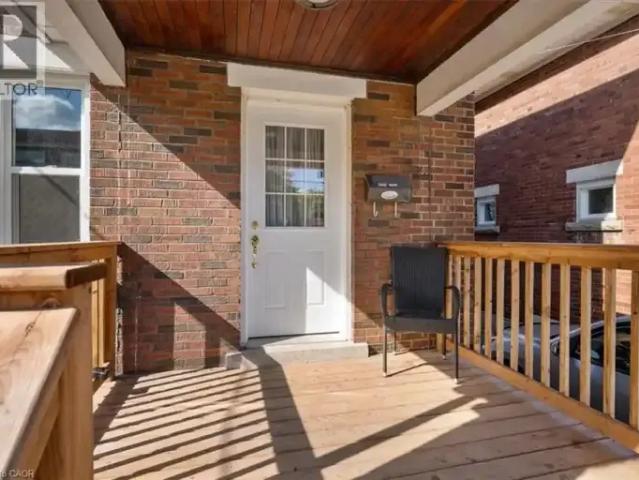 For Rent 3 Bedroom House Thorold ON DLS103920636