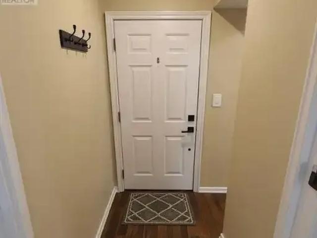 For Rent 3 Bedroom House Vaughan ON DS103920662