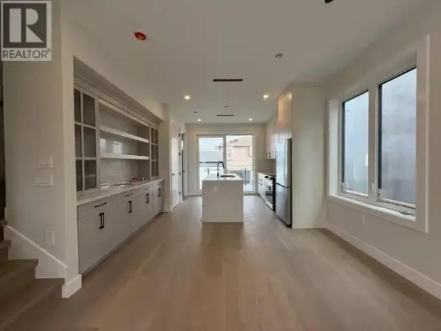 For Rent 3 Bedroom House Vancouver BC DS105378574