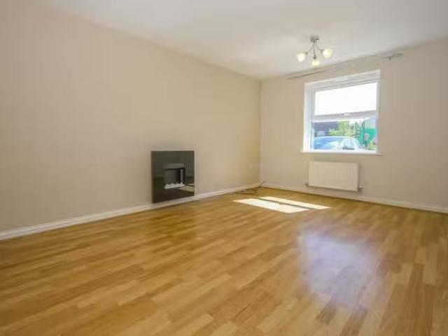 New 3 bedroom semi detached house for rent in Dobede Way, Soha.