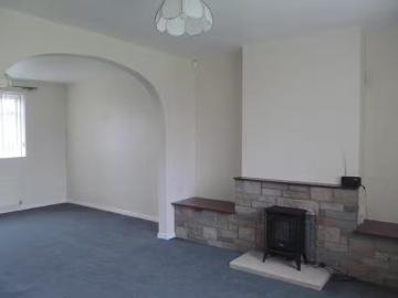 Cheap 3 bedroom semi detached house for rent in Greengarth, Ca.