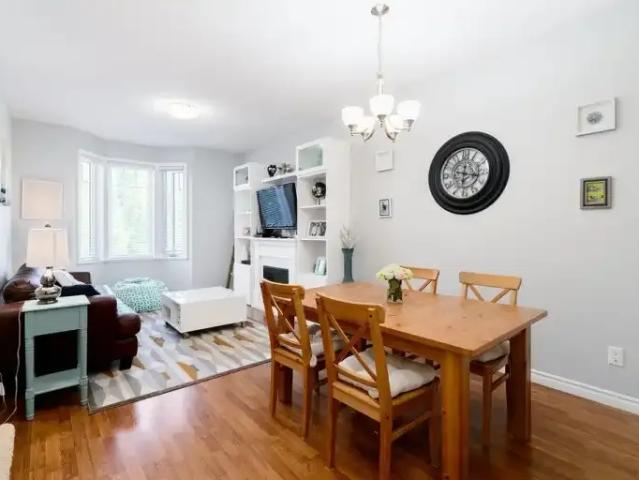 For Rent 3 Bedroom Townhouse Mission BC DS104401477