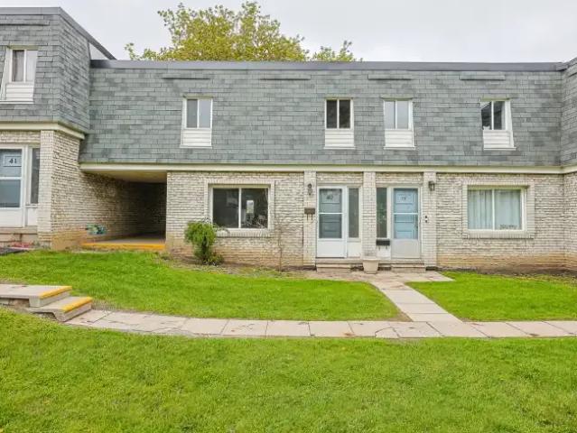 For Rent 3 Bedroom Townhouse Mississauga ON DLS102468230