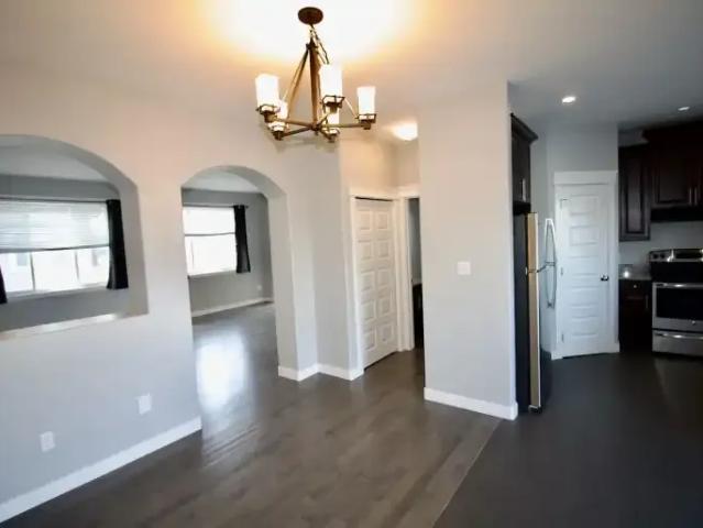 For Rent 3 Bedroom Townhouse Morinville AB DS105226704