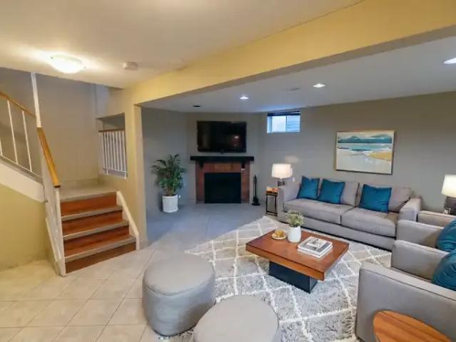 For Rent 3 Bedroom Townhouse Niagara Falls ON DS100227122